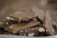 8 oz. Milk Chocolate Skinny Bark